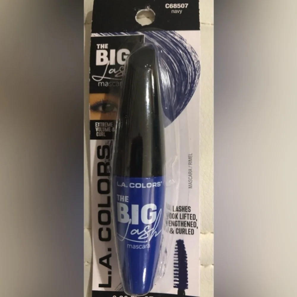 4piece Mascara & lash conditioner bundle in purple, navy, black mascara & primer